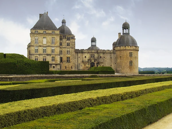 Pałac zamek de hautefort – Francja — Zdjęcie stockowe