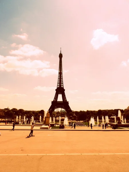 로맨틱 에펠 탑 샷 — 스톡 사진