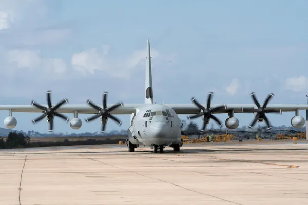 C-130 허큘리스 — 스톡 사진