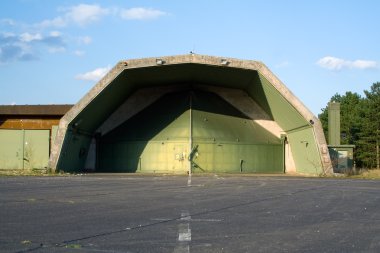 Aircraft bunker clipart