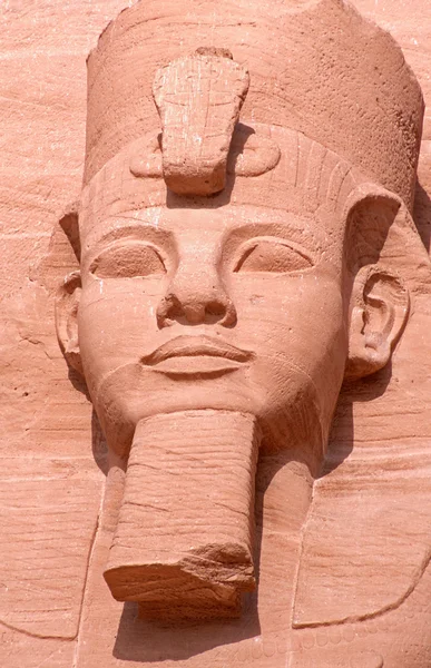 Estatua de Ramsés II en Abu Simbel — Foto de Stock