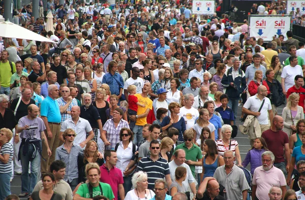 Vela Amsterdam Crowds — Foto de Stock