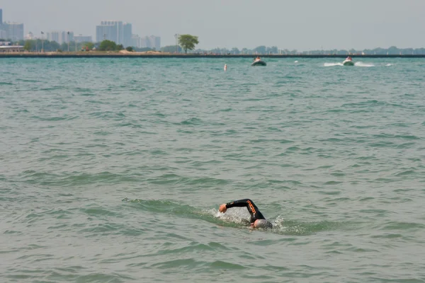 Lone Swimmer Swims Lake Michigan — Stock Photo, Image