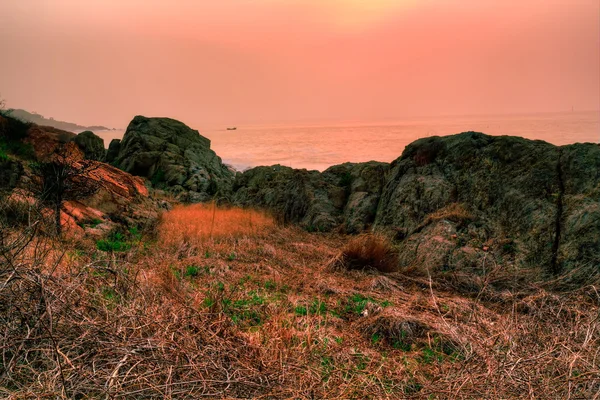 Stenar och kusten — Stockfoto