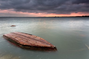 The sky line in the sunken ship clipart