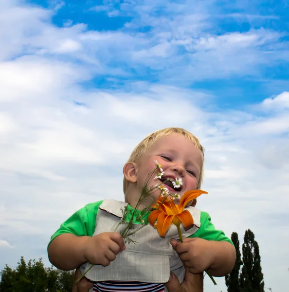 Детское счастье — стоковое фото