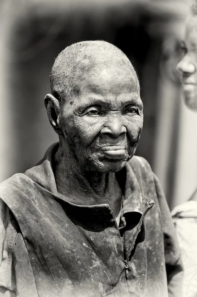 A very old man from Benin — Stock Photo, Image