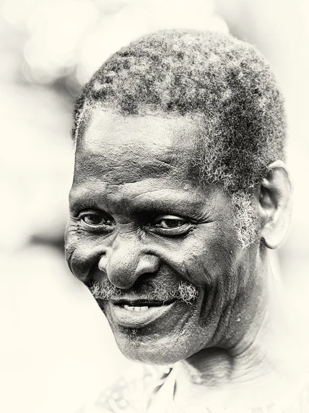 Retrato de um homem do Benim — Fotografia de Stock