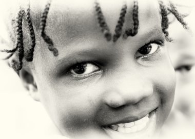 Güzel gözlü genç Ganalı kız