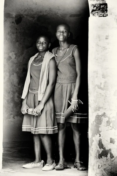 Un couple ghanéen pose pour la caméra — Photo
