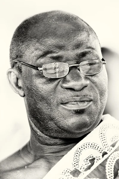 Ghanský muž s brýlemi — Stock fotografie