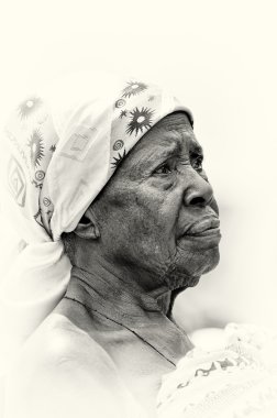 yaşlı kadından güzel: Gana
