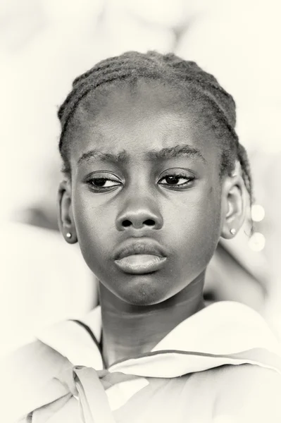 来自加纳的严重女孩 — 图库照片