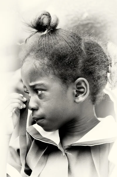 Плачущая девушка из Ганы — стоковое фото