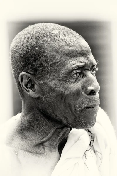 Porträt eines alten Mannes aus Ghana — Stockfoto