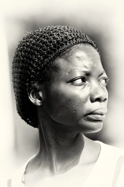 Ein Portriat ghanaischer Dame mit Hut — Stockfoto