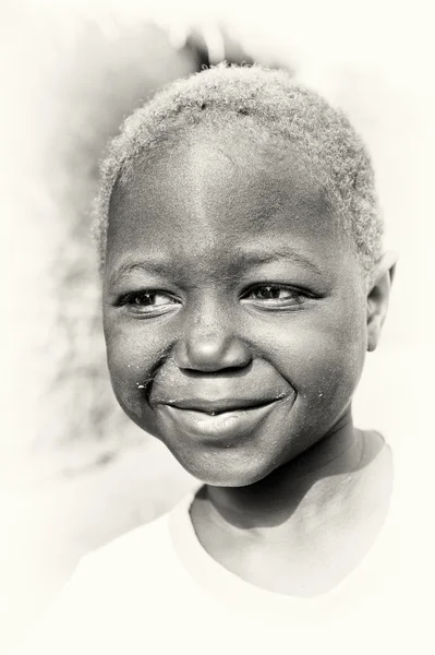 Smily człowiek z Ghany — Zdjęcie stockowe