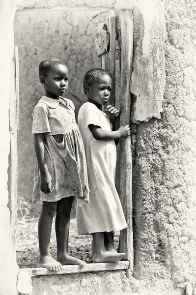 Две маленькие девочки из Ганы — стоковое фото
