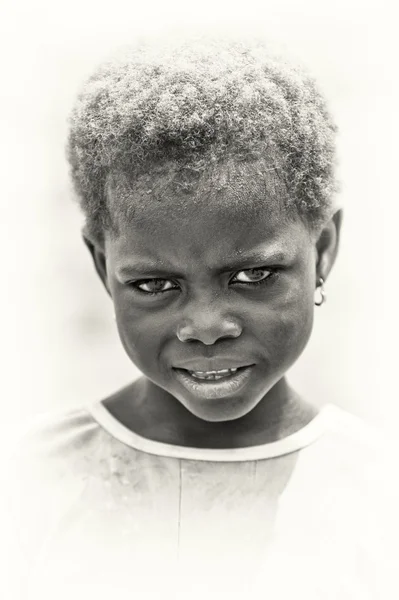 Angry little girl from Ghana — Stock Photo, Image