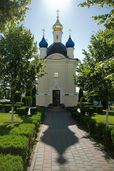 Iglesia en Pochaiv, Ucrania Imagen de archivo