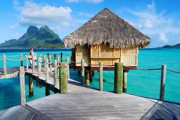 Cabin on the water, overwater. — Stock Photo, Image