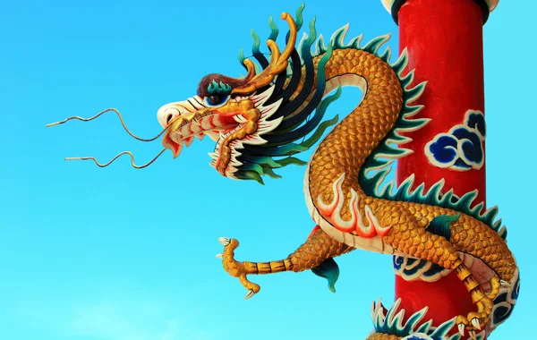 Çin tarzı ejderha heykeli — Stok fotoğraf