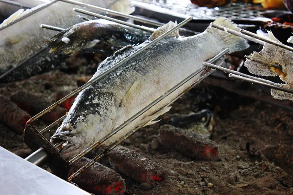 Roston sült hal, só — Stock Fotó