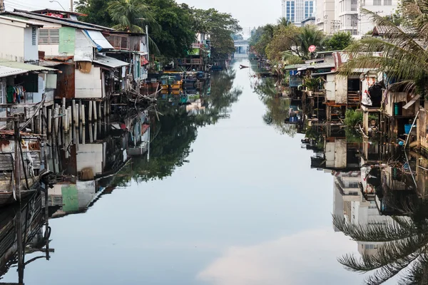 Bangkok sloppenwijk Stockfoto