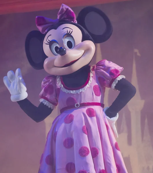 ミニーマウス ディズニー プリンセスで表示します。 — ストック写真