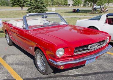 Red Ford Mustang Convertible clipart