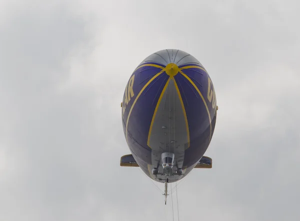 Keşif balonu önden görünümü — Stok fotoğraf
