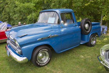 1958 Chevy Apache side view clipart