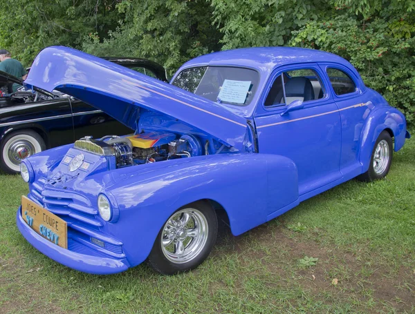 Двухдверное купе Chevy — стоковое фото