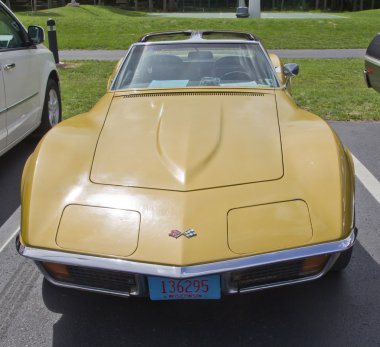 1972 chevrolet corvette stingray Önden Görünüm