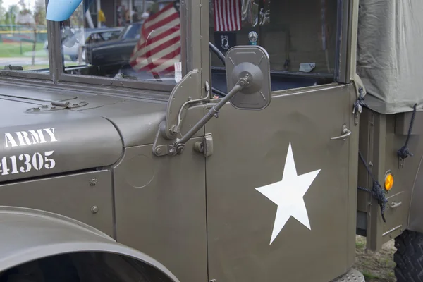 Vintage nos cierra puerta camión ejército — Foto de Stock