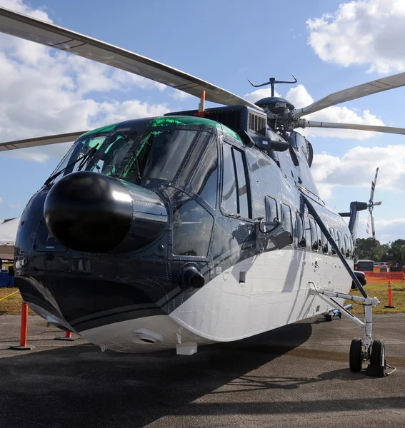 Helicóptero de transporte pesado — Fotografia de Stock