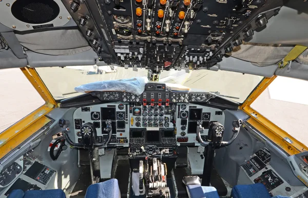 Cockpit d'un pétrolier — Photo