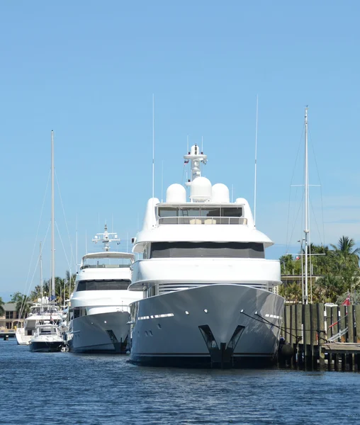 Розкішних яхт у Форт Лодердейл, штат Флорида — стокове фото