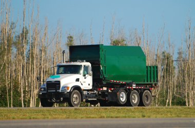 Garbage truck clipart