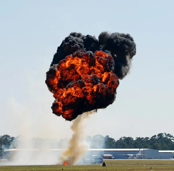 Bomb hitting ground — Stock Photo, Image