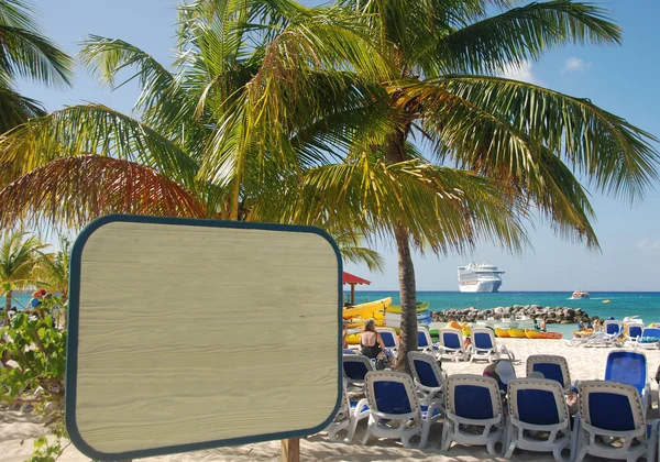 Пляжный пейзаж с Багамских островов — стоковое фото