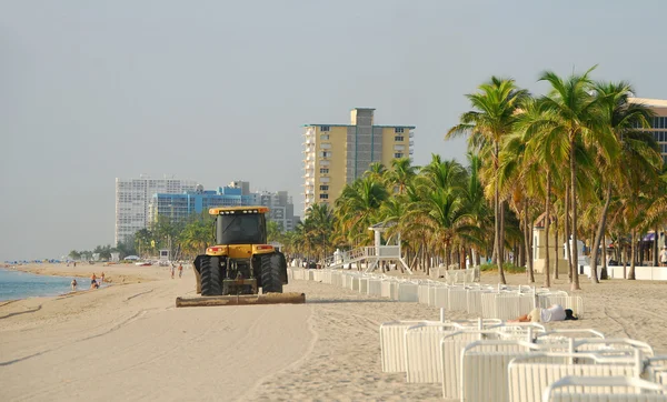 Limpeza da praia — Fotografia de Stock