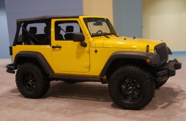 Yellow jeep clipart