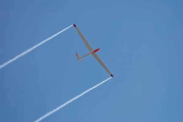 Zweefvliegtuig in de hemel — Stockfoto