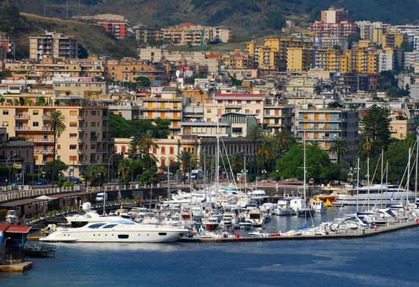 Waterfront marina i messica Sicilien — Stockfoto
