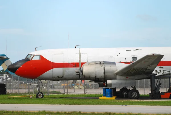 Stary samolot śmigłowy — Zdjęcie stockowe