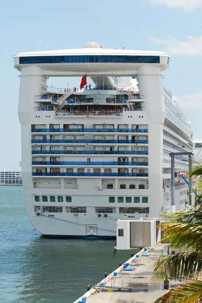Modern cruise ship — Stock Photo, Image