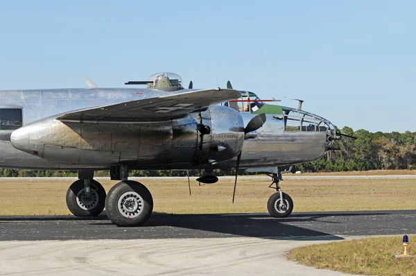 古い爆撃機 — ストック写真