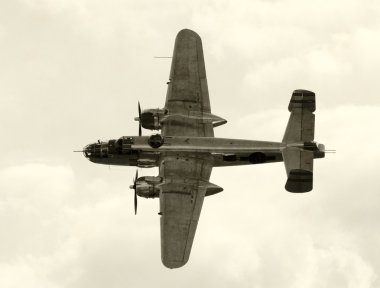 eski bombardıman uçağı