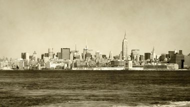 Retro New York City skyline clipart